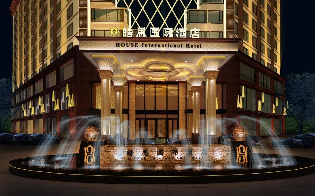 House International Hotel Chengdu Exterior photo