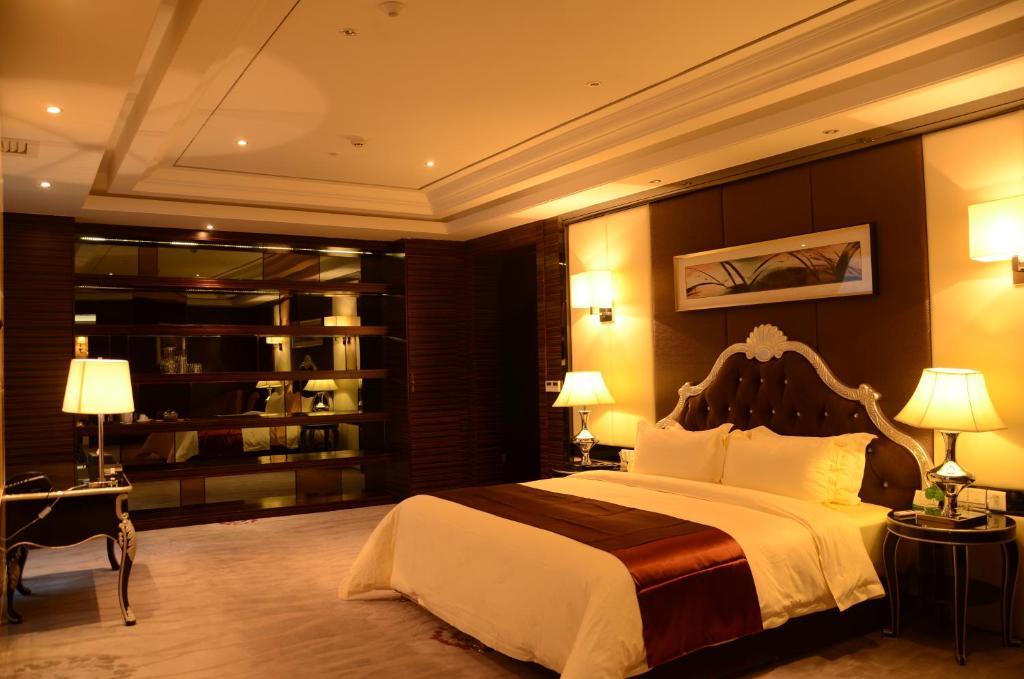 House International Hotel Chengdu Exterior photo